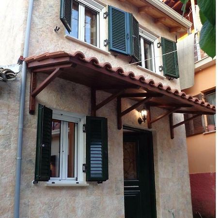 Gasthaus Harry'S Retreat Klimatia Exterior foto